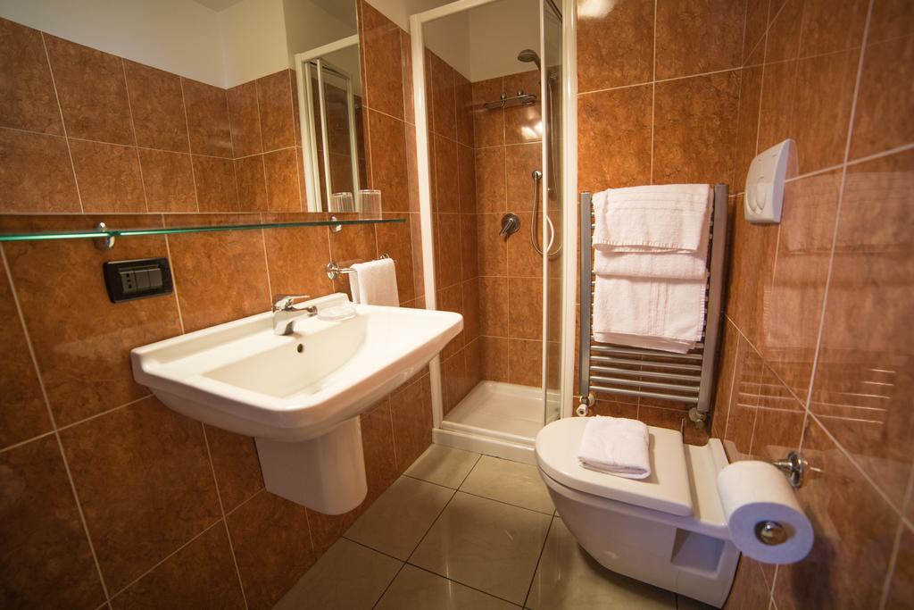 La Terrazza Bed & Breakfast Aci Castello Ngoại thất bức ảnh