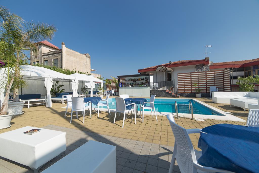 La Terrazza Bed & Breakfast Aci Castello Ngoại thất bức ảnh