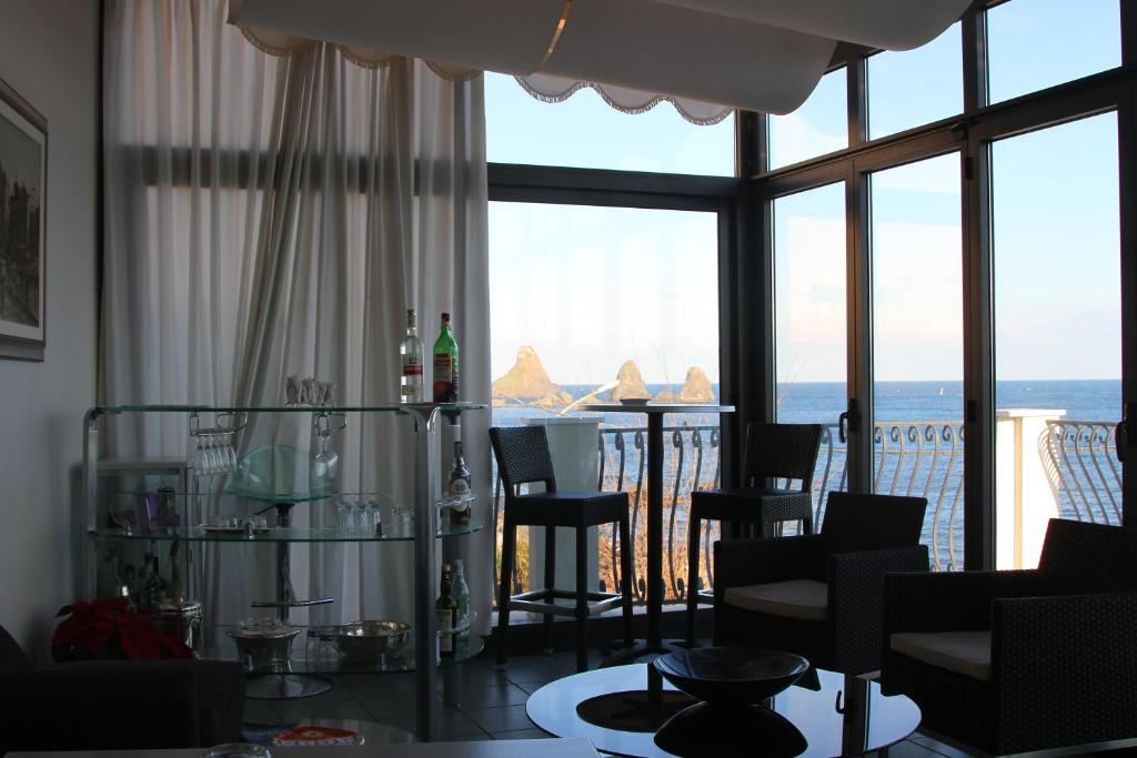 La Terrazza Bed & Breakfast Aci Castello Ngoại thất bức ảnh
